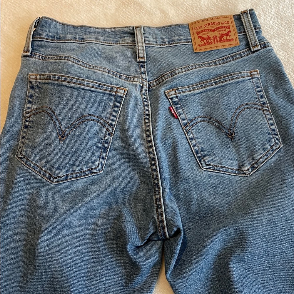 Levi’s Denim - Picture 6 of 6